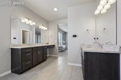 Bath - 10932 Rolling Mesa Dr, Peyton, CO 80831 photo 2 of 4