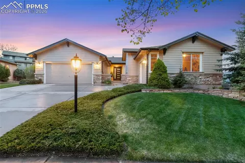 3425 Hollycrest Dr, Colorado Springs, CO 80920