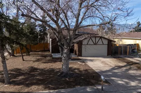 4685 N Anjelina Cir, Colorado Springs, CO 80916