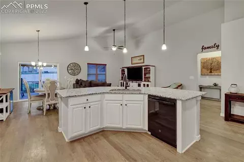10074 Moorcroft Dr, Peyton, CO 80831 photo 10