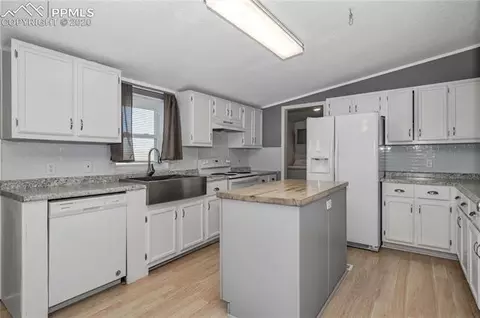 7270 S Yoder Rd, Yoder, CO 80864 photo 14