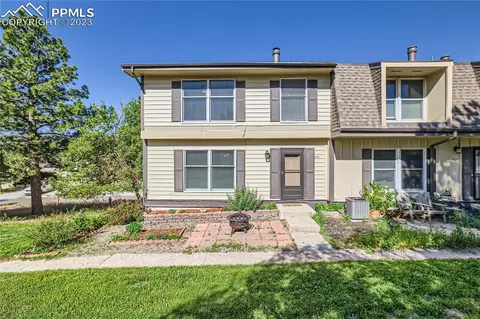 359 Raspberry Ln, Monument, CO 80132 photo 1
