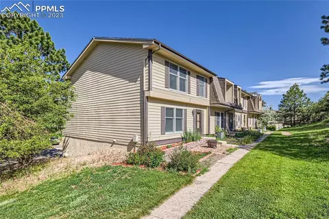 359 Raspberry Ln, Monument, CO 80132 photo 2