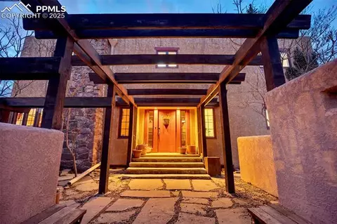 825 Paseo Rd, Colorado Springs, CO 80907