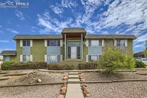 6450 Chippewa Rd, Colorado Springs, CO 80915