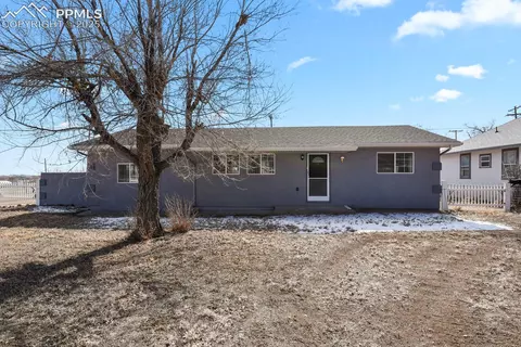 508 Broadway St, Penrose, CO 81240