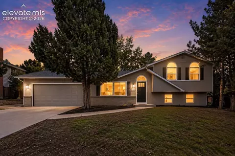 7313 Colonial Dr, Fountain, CO 80817