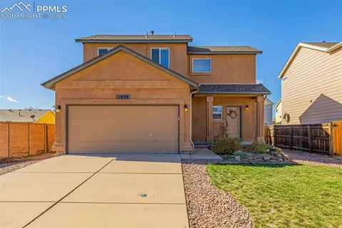 1898 Woodpark Dr, Colorado Springs, CO 80951