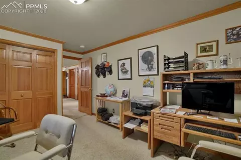 8686 N St Vrain Dr, Lyons, CO 80540 photo 29