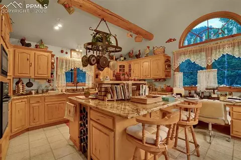 8686 N St Vrain Dr, Lyons, CO 80540 photo 35