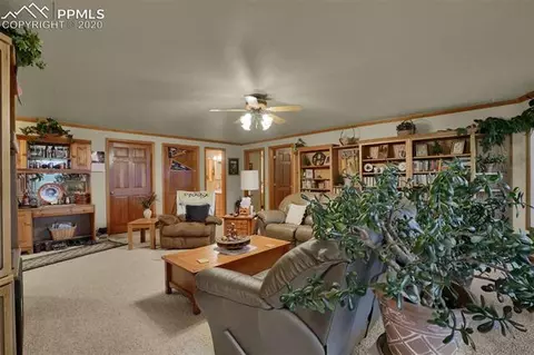 8686 N St Vrain Dr, Lyons, CO 80540 photo 30