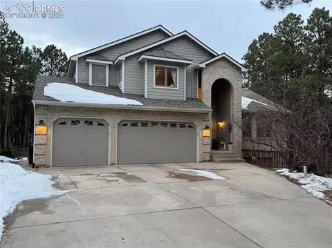 17490 Caribou Dr, Monument, CO 80132