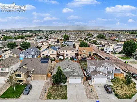 6216 Hungry Horse Ln, Colorado Springs, CO 80925