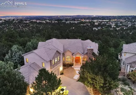 5039 Stonehill Rd, Colorado Springs, CO 80918