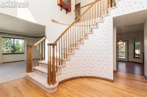 17525 Muzzle Loader Way, Monument, CO 80132 photo 2