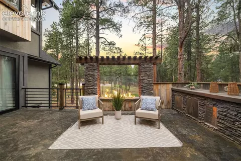 Exterior - 950 Tiner Trl, Monument, CO 80132 photo 4 of 6