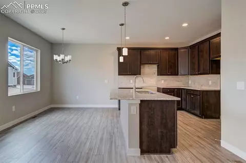 889 Old Grotto Dr, Monument, CO 80132 photo 3