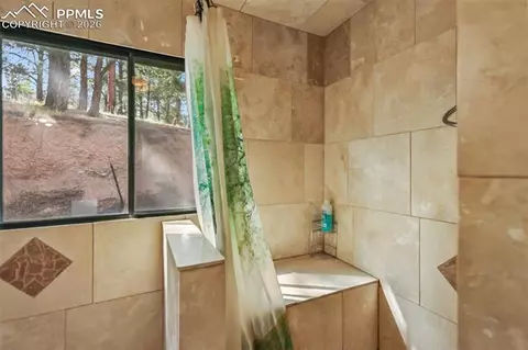 Bath - 410 Rangeview Rd, Divide, CO 80814 photo 2 of 2