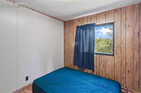 Bedroom - 410 Rangeview Rd, Divide, CO 80814 photo 2 of 2