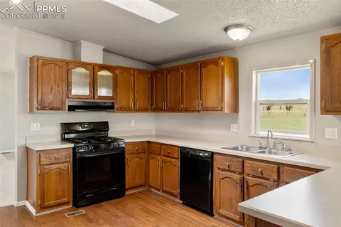 34535 Big Springs Rd, Yoder, CO 80864 photo 10