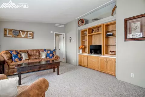 13660 Cottontail Dr, Peyton, CO 80831 photo 5