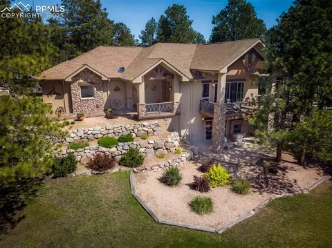 8610 Wildridge Rd, Colorado Springs, CO 80908