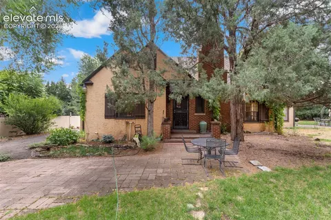 29 W Cheyenne Mountain Blvd, Colorado Springs, CO 80906