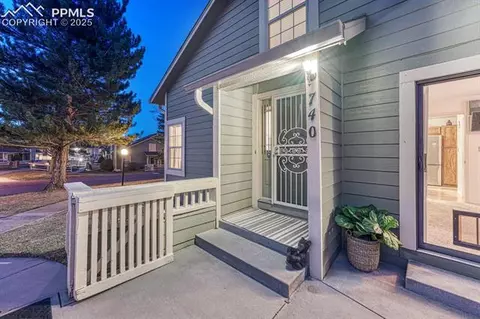 740 Crown Point Dr, Colorado Springs, CO 80906