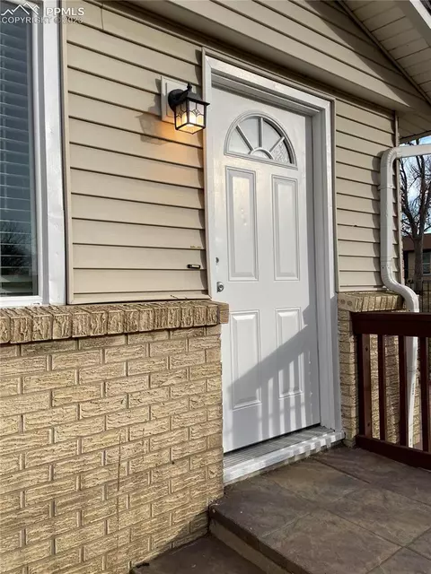 4207 Crowells Mill Sq, Colorado Springs, CO 80910