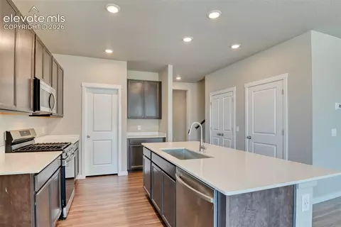 6543 Kit Fox Ct, Colorado Springs, CO 80925