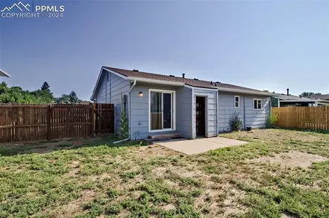 6741 Noble St, Colorado Springs, CO 80915