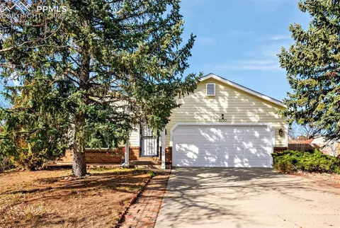 8230 Camfield Cir, Colorado Springs, CO 80920