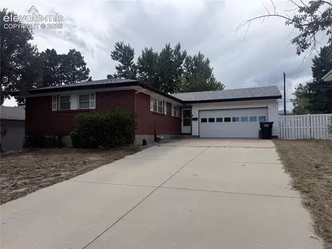 1928 Sussex Ln, Colorado Springs, CO 80909