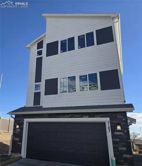 2187 Zipline Vw, Colorado Springs, CO 80910