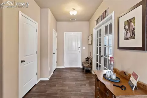 10918 Middlegate Ct, Peyton, CO 80831 photo 4