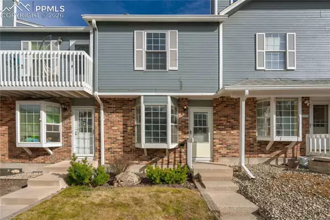 1936 Giltshire Dr, Colorado Springs, CO 80905