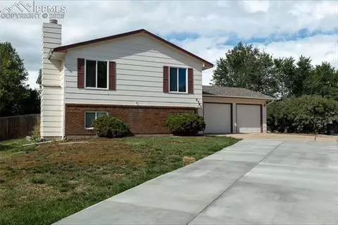 2385 Heathercrest Dr, Colorado Springs, CO 80915