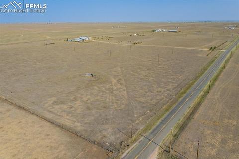 8470 Boone Rd, Yoder, CO 80864 photo 2