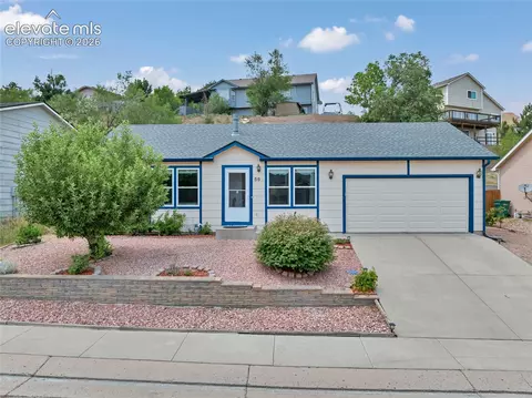 562 S Kearney Ave, Colorado Springs, CO 80906