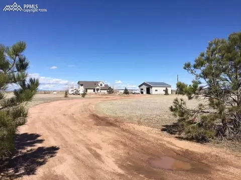 7378 N Log Rd, Peyton, CO 80831 photo 2