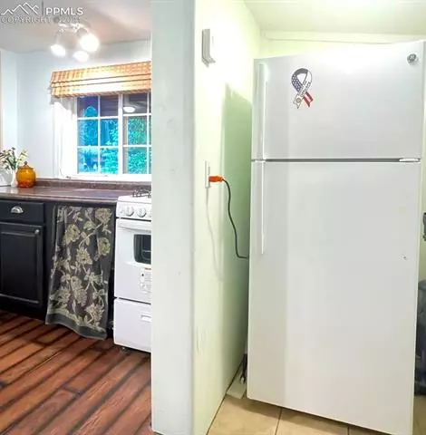 219 E 6th St, Florence, CO 81226 photo 9