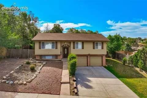 1139 Server Dr, Colorado Springs, CO 80910