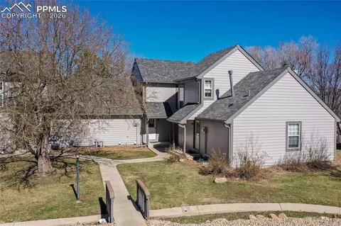 316 Cobblestone Dr, Colorado Springs, CO 80906