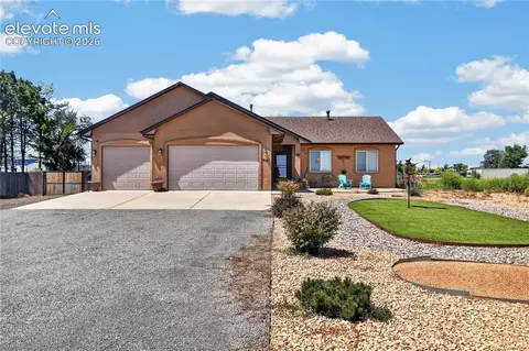 1615 28th Ln, Pueblo, CO 81006