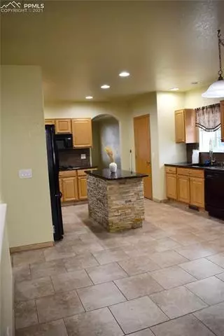 7832 Mclaughlin Rd, Peyton, CO 80831 photo 10