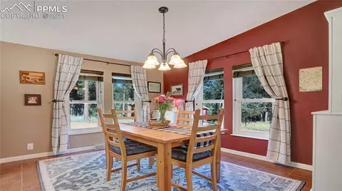 902 Rangeview Rd, Divide, CO 80814 photo 13