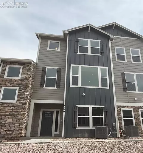 7740 Truchas Pt, Colorado Springs, CO 80924