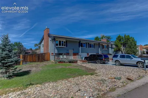 6716 Hampton Dr, Colorado Springs, CO 80918