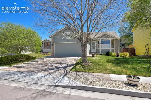 5977 Corinth Dr, Colorado Springs, CO 80923