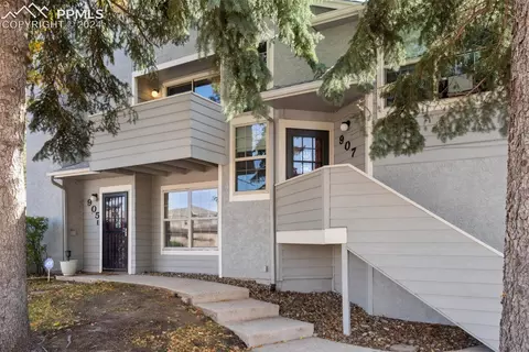 907 Tampico Ct, Colorado Springs, CO 80910